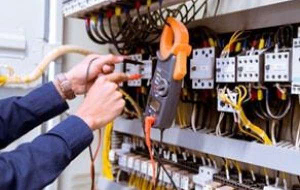 How to Become an Electrician: 5 Easy To Follow Steps